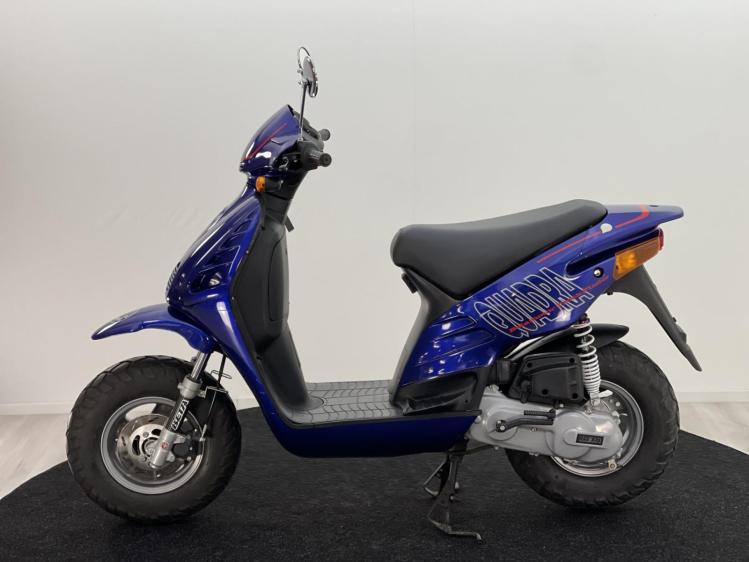 Beta Quadra Blauw