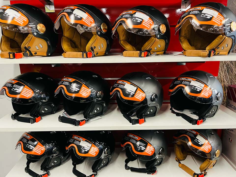 Motorfiets en Speedpedelic helm